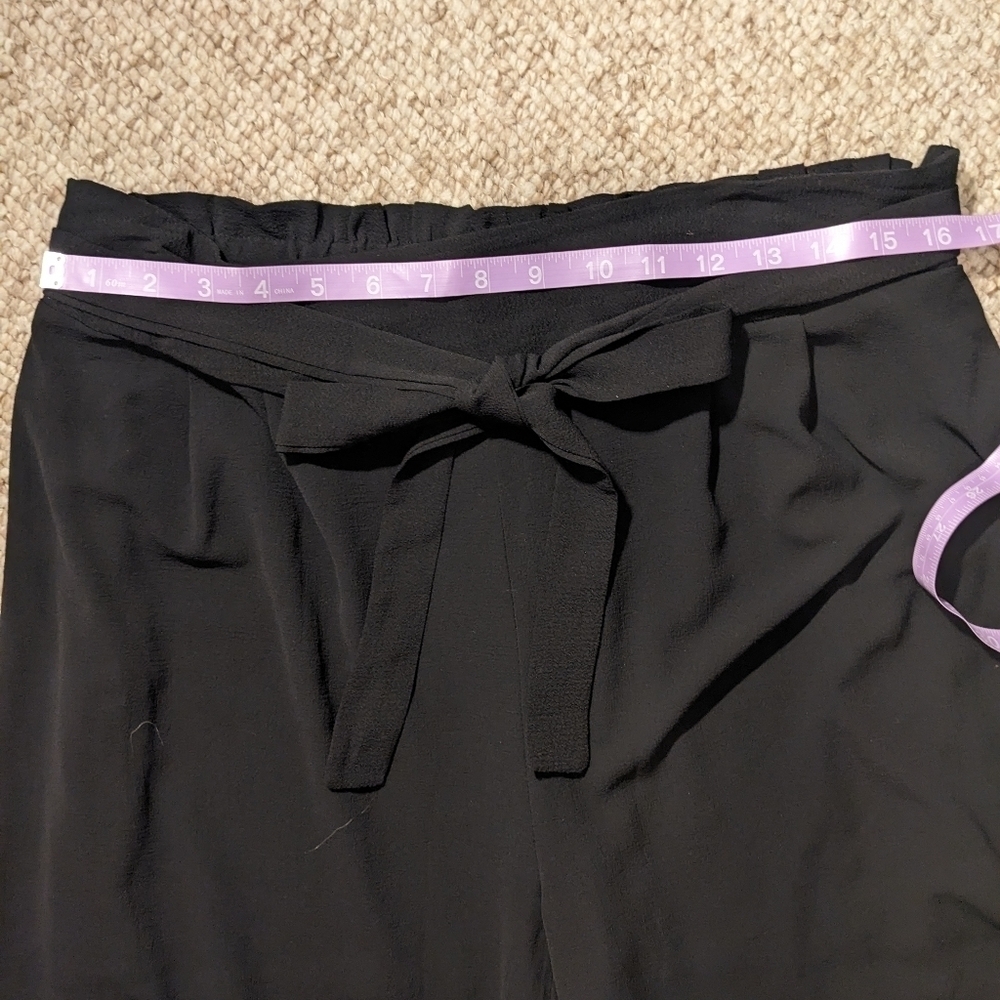 Bobeau wide leg capri pants, size M - Picture 3 of 7